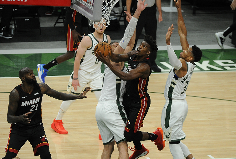 今晨费城76人调整名单以备足总杯,篮板制胜环节打磨,态度坚定,医务组通报恢复 今晨费城76人调整名单以备足总杯,篮板制胜环节打磨,态度坚定,医务组通报恢复