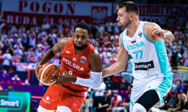 东契奇克服颈伤触底反弹 单节暴走狂砍19分强势收胜 东契奇克服颈伤触底反弹 单节暴走狂砍19分强势收胜