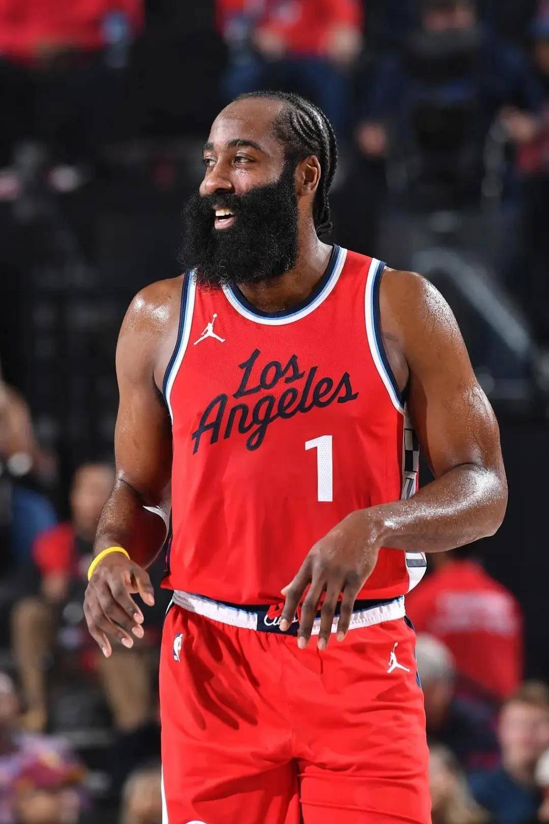 哈登赛事官方发布比分优势明显新规，老鹰争议不断！的简单介绍