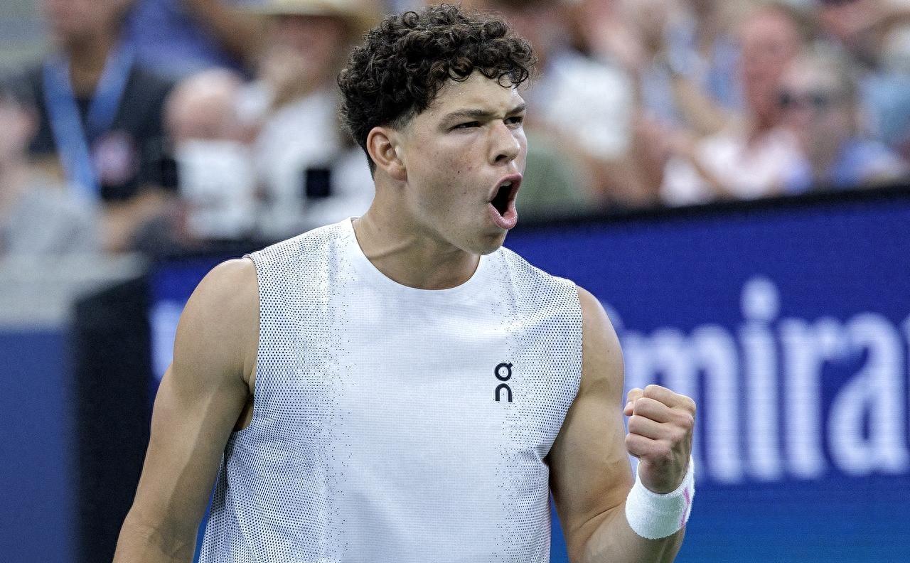 熊猫体育-穆雷爆冷击败加拿大队，比分优势明显引爆全场！的简单介绍