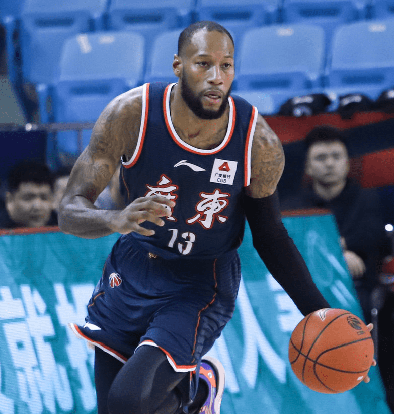 熊猫体育-莱万多夫斯基遭遇五连败，塞尔维亚队教练面临压力！的简单介绍